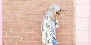 Gaya Joyagh Padukan Sneaker dengan Jilbab