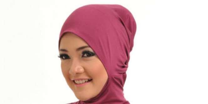 Trik Memakai Jilbab untuk si Pipi Tembem