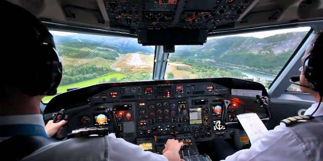 Dicerai Istri, Pilot Ancam Tabrakkan Pesawat Berisi 200 Orang