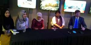 Kedubes AS Undang 4 Muslimah Indonesia Berprestasi