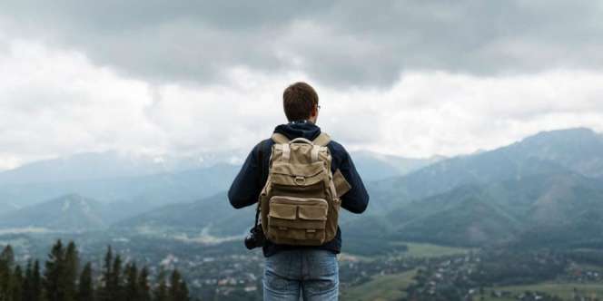 Dari Banci Foto Sampai Pencari Jodoh, Anda Tipe Traveler Apa?