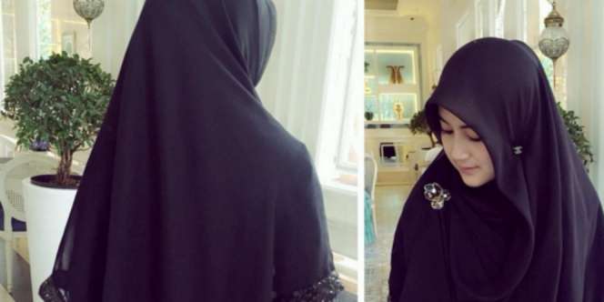 Butik Ummi Pipik: Fashion Muslimah `Black Sweetness`