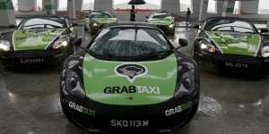 Menhub Minta Aplikasi GrabCar dan UberTaxi Diblokir