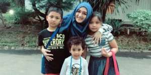 Cerai, 3 Anak Sahrul Gunawan Ikut Indriani