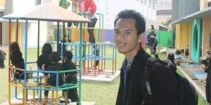 Penulis Muda Ini Pilih Mengabdi untuk Masyarakat Desa