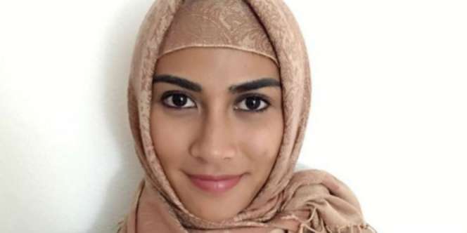 Foto Berhijab Artis Seksi Ini Banjir Pujian