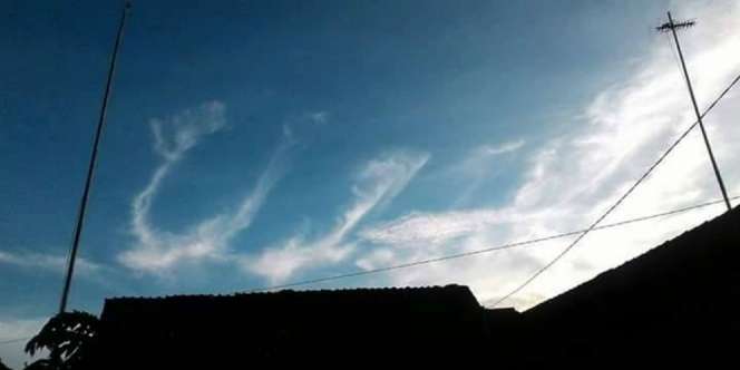 Kemunculan Awan Lafaz Allah Gegerkan Warga Yogyakarta