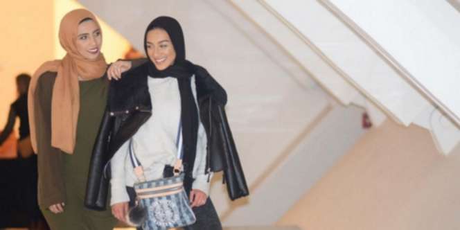 The Samaras, Dua Hijaber Amerika yang Menginspirasi