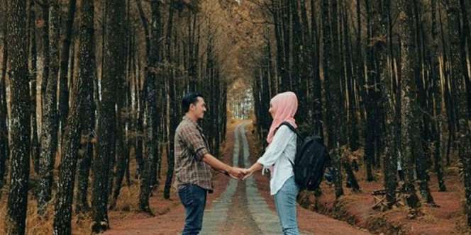 Tren Baru Selfie Hutan Pinusan, Apa Itu?