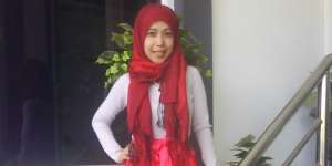 #HOTD: Tampil Menawan dengan Rok Enta Meinelina