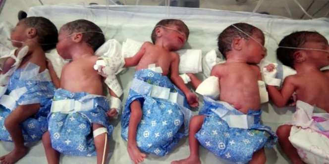 Mengira Hamil Satu Anak, Wanita Ini Lahirkan Lima Bayi