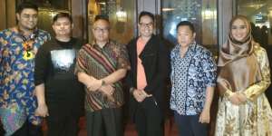 Koleksi Siap Pakai di `Pondok Indah Fashiontastic`