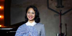 Andien Dinobatkan Jadi Fashion Game-Changer of the Year