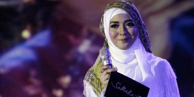 Nuri Maulida Berhijab Syar`i Gara-gara Anak