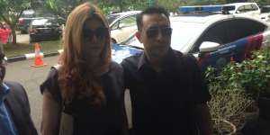 Sonny Tulung Temani Kekasih Lapor Dugaan Pelecehan