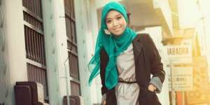 Ragam Model Jilbab Kantoran