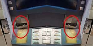 Tunggu Uang dari Mesin ATM, yang Keluar Ular