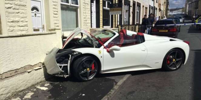 Pamer Nikah Pakai Ferrari, Pernikahan Berakhir Berantakan