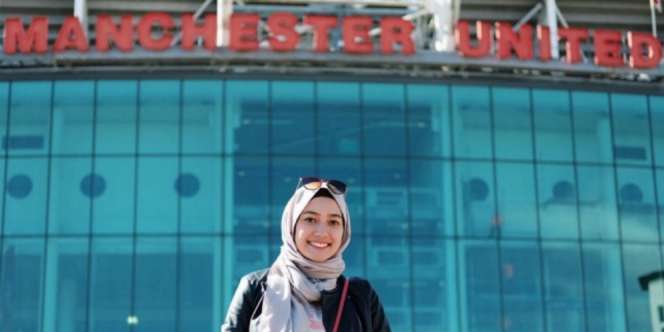 Kombinasi Cantik Jaket Kulit untuk Busana Berlibur