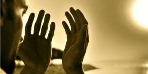 Doa Keharmonisan Suami-Istri