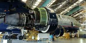 Garuda Indonesia-Roll Royce Buat Kerja Sama Senilai Rp 18 T