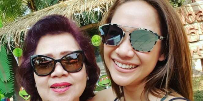 Ibunda Jadi Pahlawan Bunga Citra Lestari