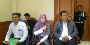 Istri Sahrul Gunawan Bersikukuh Cerai
