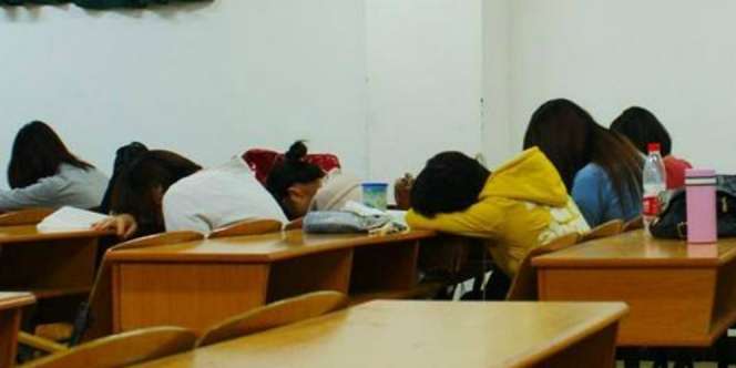 Mengejutkan, Begini Rasanya Hidup Tanpa Handphone