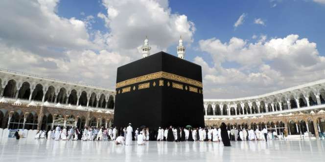 9 Cara 'Ajaib' Bisa Umrah Sebelum Usia 25