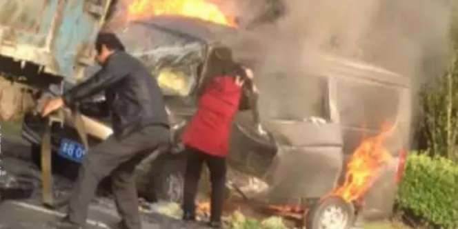 Suami Tewas Demi Selamatkan Istri dari Mobil yang Terbakar
