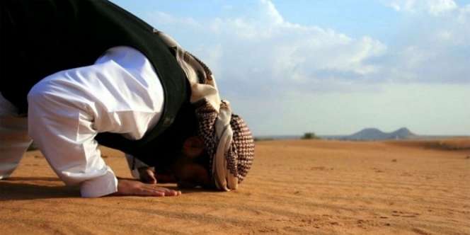 Rasul Sujud Syukur Saat Orang ini Meninggal 