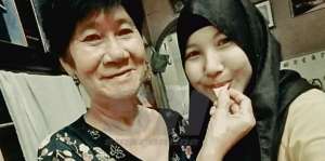 Tiru Rasul, Nenek Non-Muslim Rawat Cucu Islam, Masya Allah...