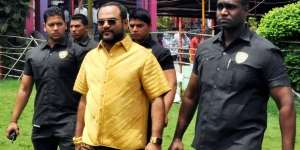Masya Allah, Pria Pemilik Baju Emas Rp 2 Miliar Itu Kini...