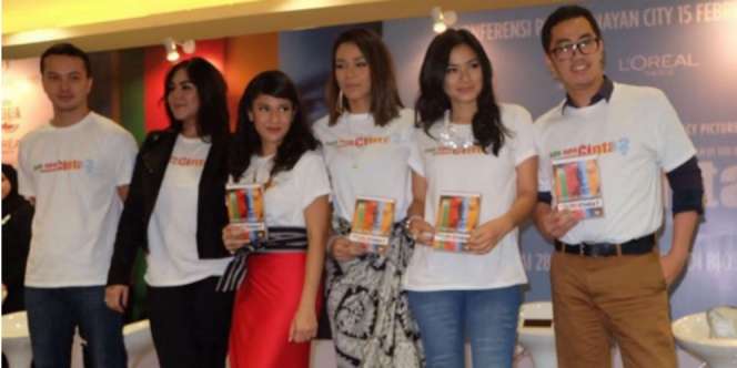 Marah, Dian Sastro Ancam Para Pembocor Film AADC 2