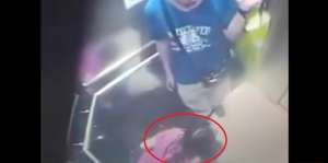 Ulah Tak Terpuji Wanita dalam Lift Terekam CCTV