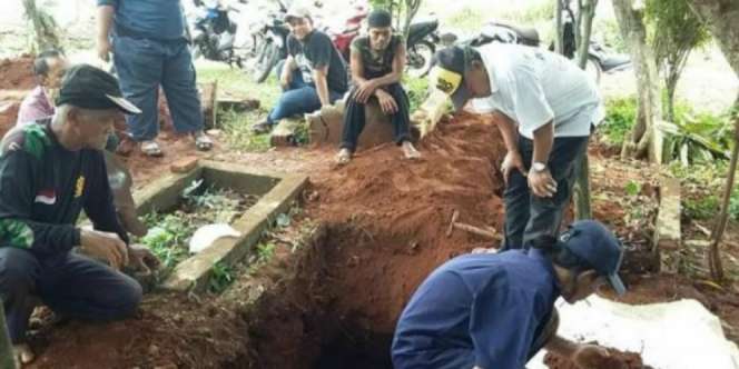 Puluhan Tahun Dikubur, Jasad Mak Erot Masih Utuh, Allah Akbar!