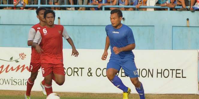 Polisi Temukan Pistol di Mobil Mantan Bintang Arema