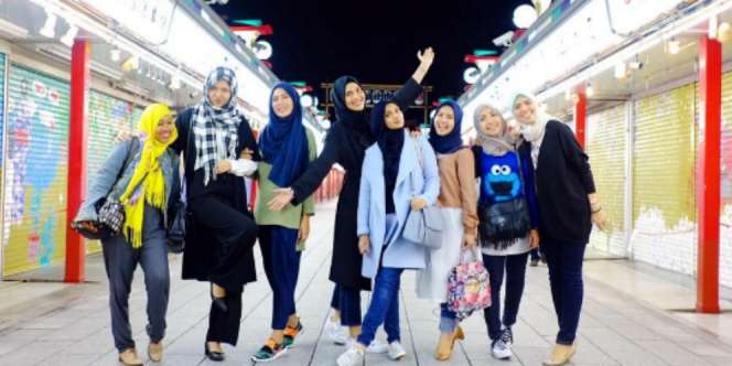 Liburan Seru Para Hijaber di Tokyo