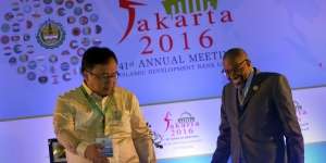 Mengharukan, Momen Menkeu Menangis di Sidang IDB