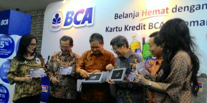 Mudahkan Transaksi, BCA Luncurkan Kartu Kredit Indomaret