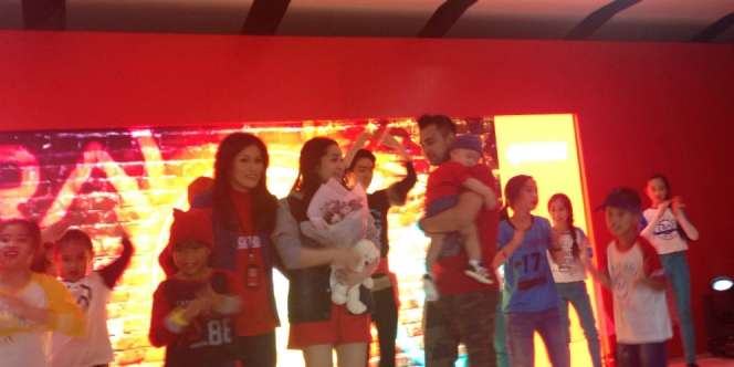 Sambut Ramadan, Raffi Ahmad Rilis Jins Anak