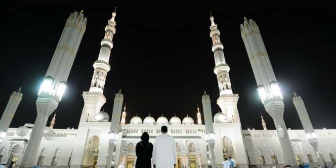Tips Rencanakan Umrah Bareng Keluarga dengan Mudah dan Pasti