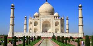 Misteri Dinding Taj Mahal Berubah Hijau, Ternyata...
