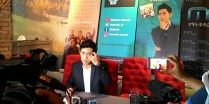 Kala Cakra Khan Deg-degan Nyanyi Soundtrack `Rudy Habibie`