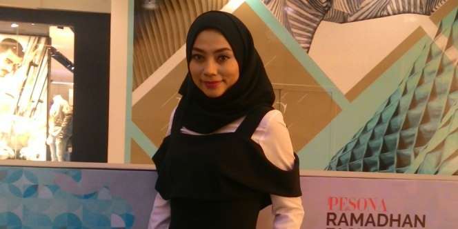 Norma Hauri dan Abaya di Hari Raya