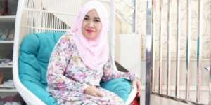 Ibunda Beberkan Isu Tagihan Utang di Sosmed Ayu Ting Ting