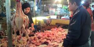 Bahan Makanan dan Rokok Picu Inflasi Bulan Mei