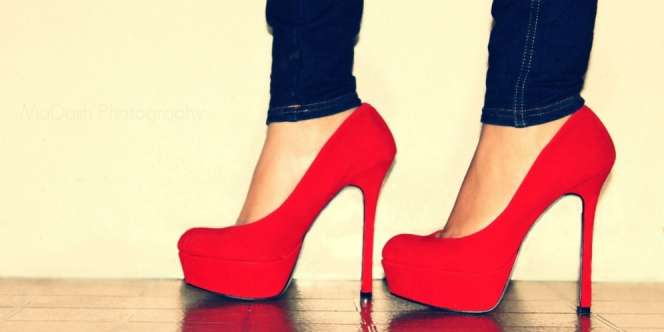 Cara Simpel Nyaman Pakai Heels
