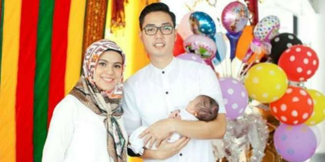 Subhanallah, Nycta Gina Berhijab Banjir Doa