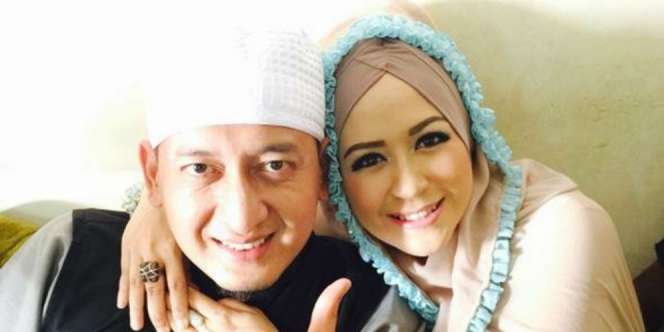 Digugat Cerai, Istri Ustaz Zacky Bocorkan Masalah Rumah Tangga